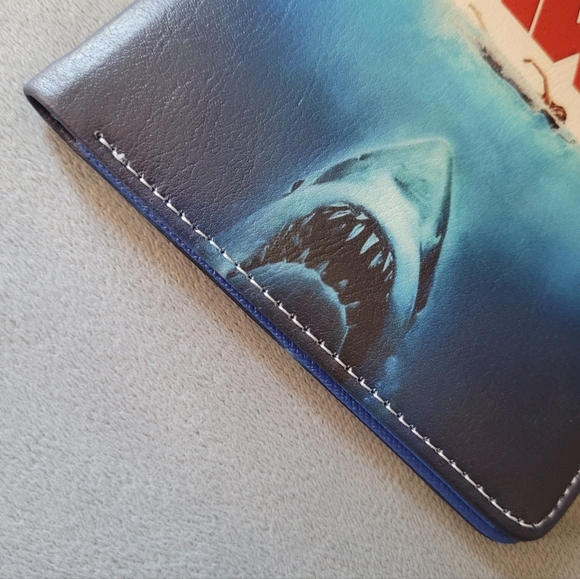Jaws Wallet - Picture 4 of 16